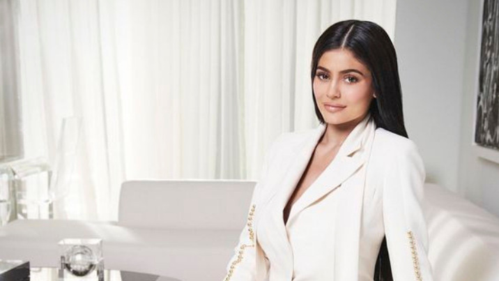 kylie-jenner-divatmodell_02.png