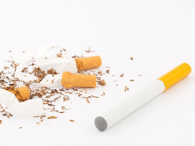 Ízesített, „fincsi” e-cigik: kellenek ezek?