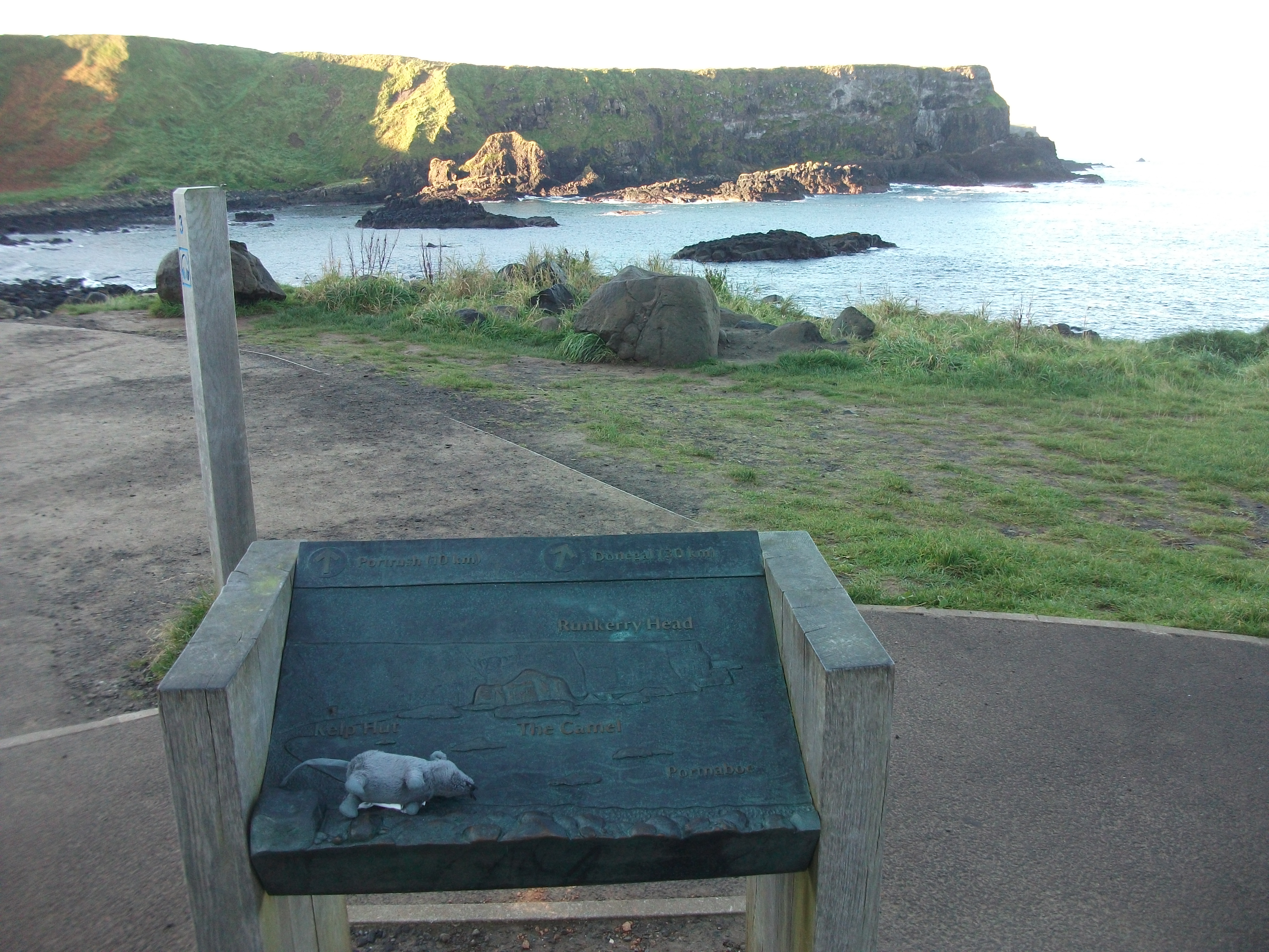 2-03_giants_causeway_p12.JPG