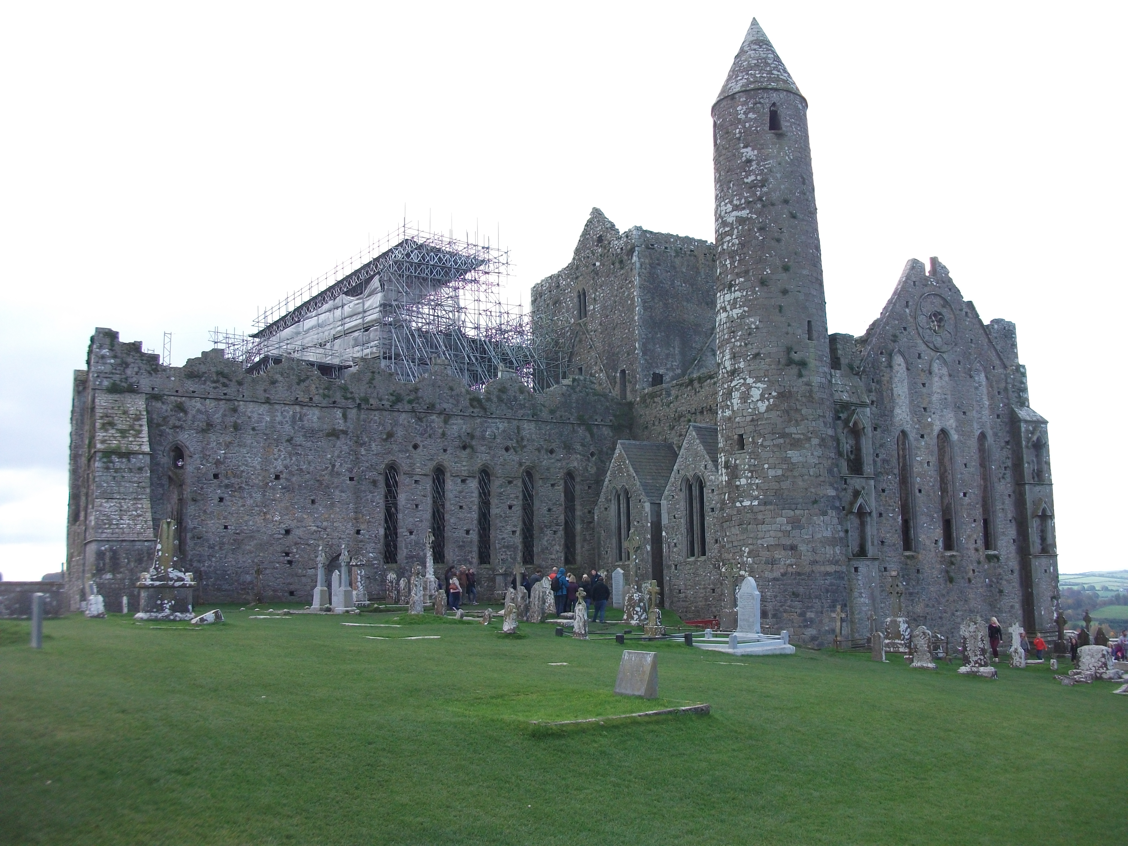 6-04_cashel_p15.JPG