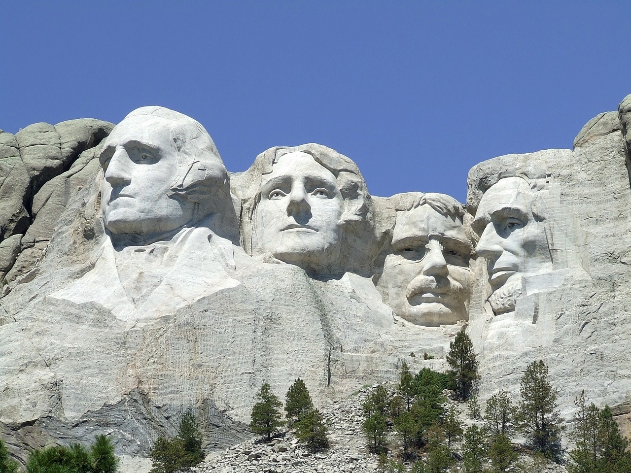 mount-rushmore-902483_1280.jpg