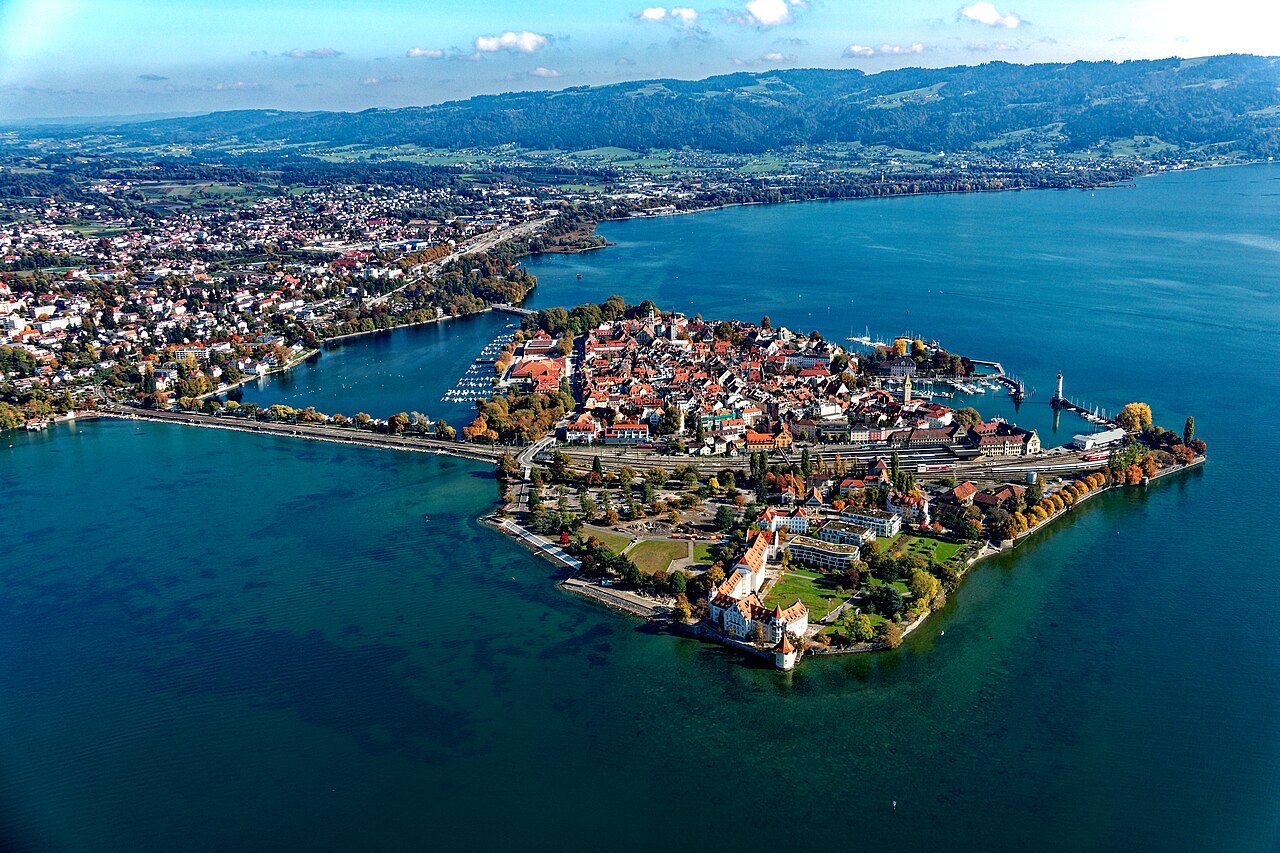 19_10_2020_flug_mit_dem_zeppelin_uber_lindau_14.jpg