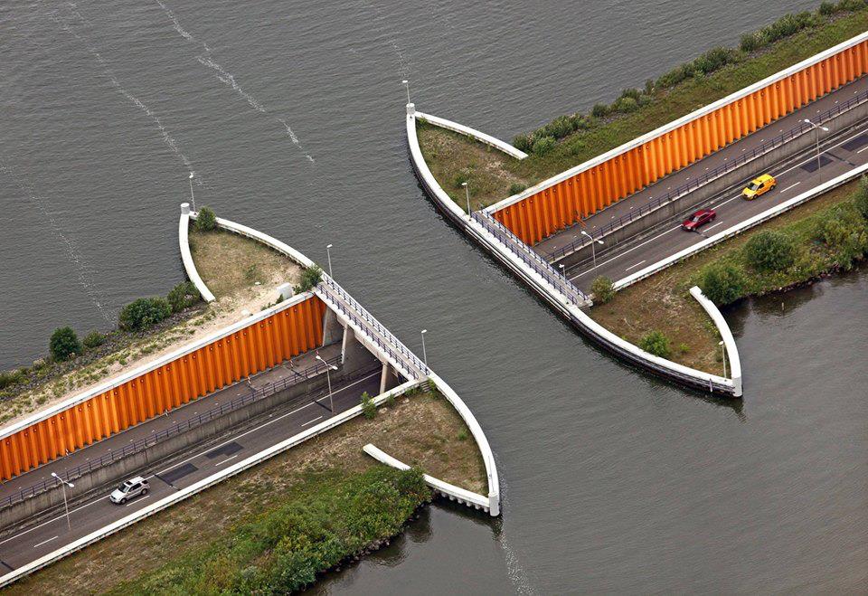 Aquaduct-Veluwemeer.jpg