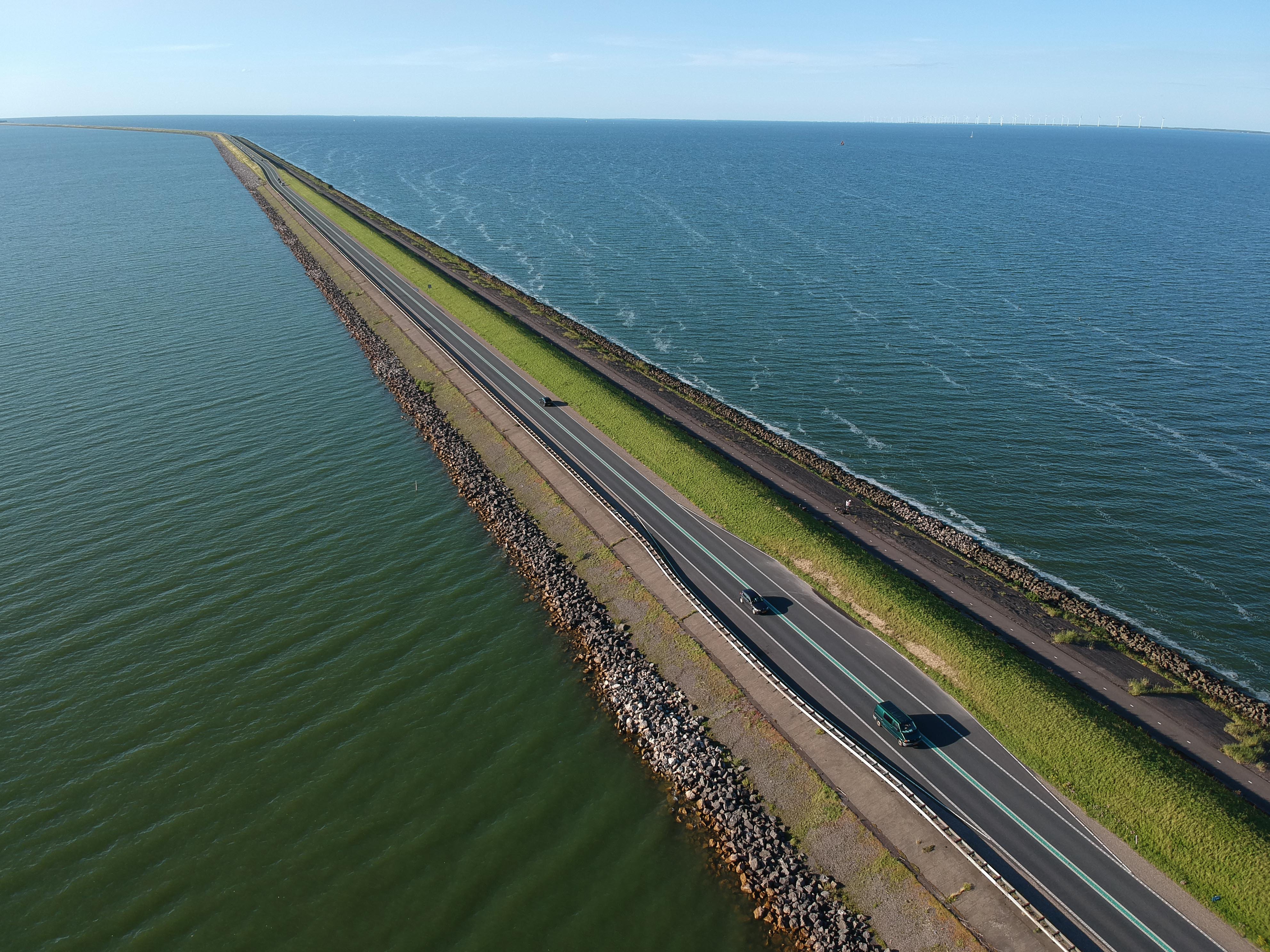 houtribdijk_vanuit_de_lucht2.jpg