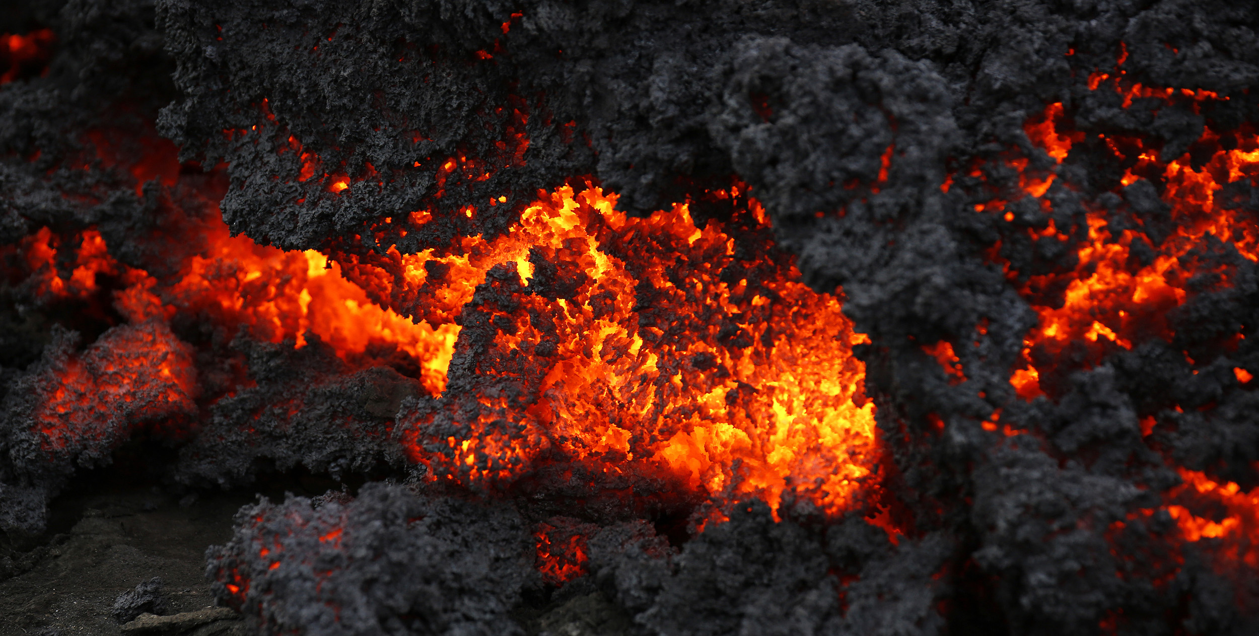 iceland-volcano-1_aol.jpg