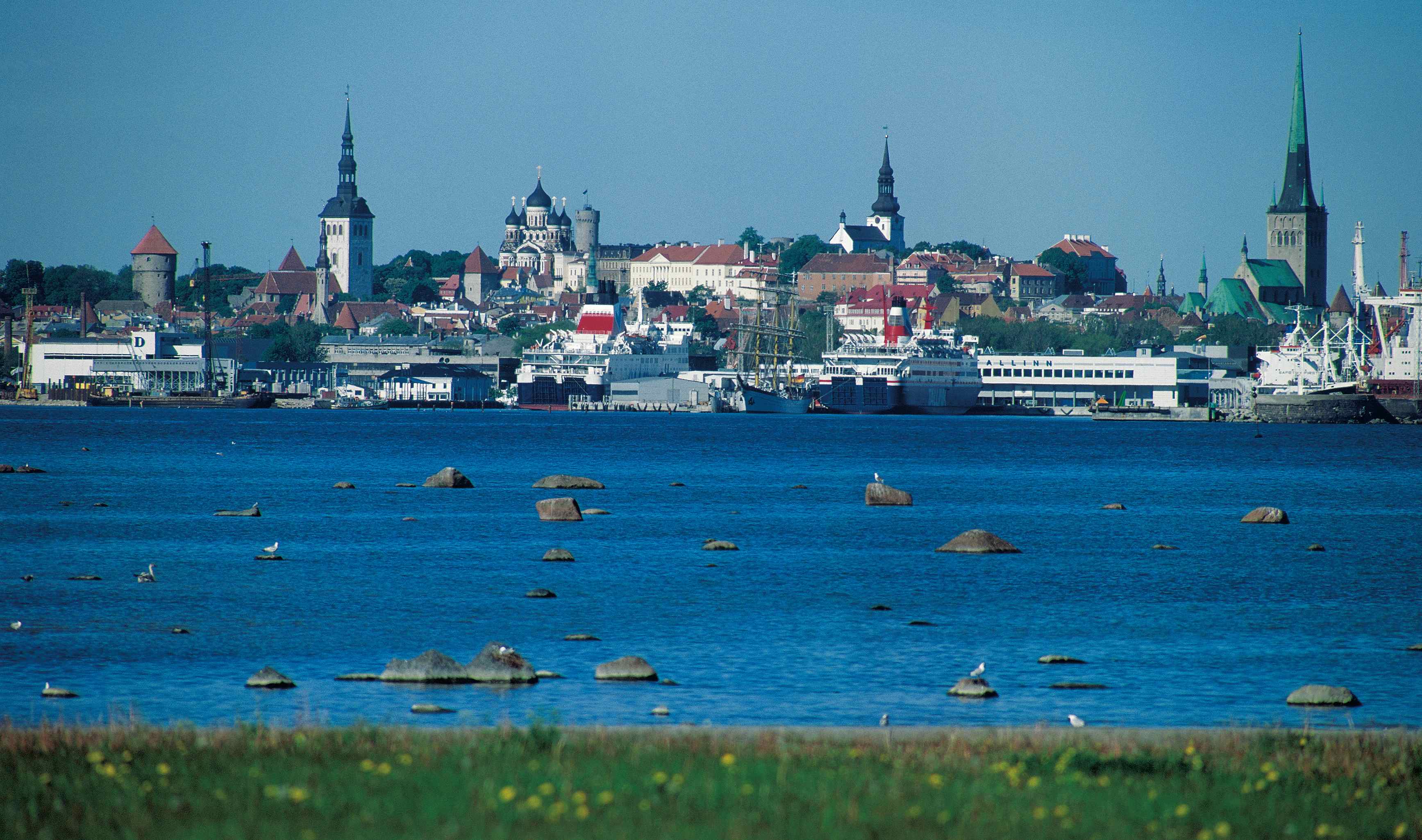 old-tallinn-panoramic-view.jpg