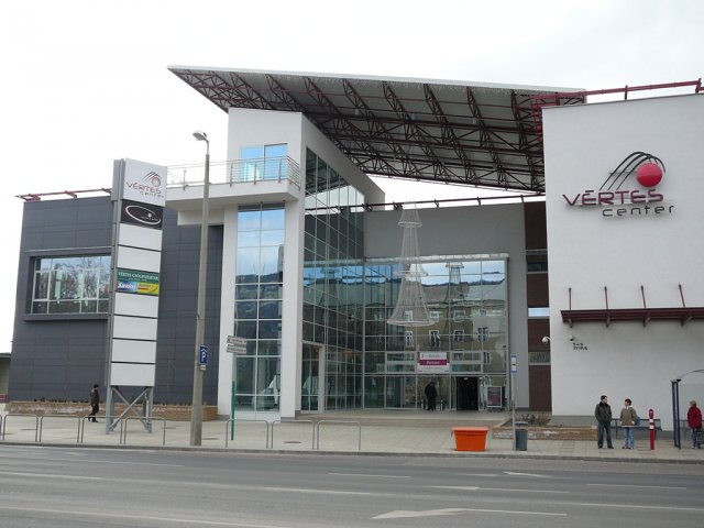 vertes-center-tatabanya.jpg