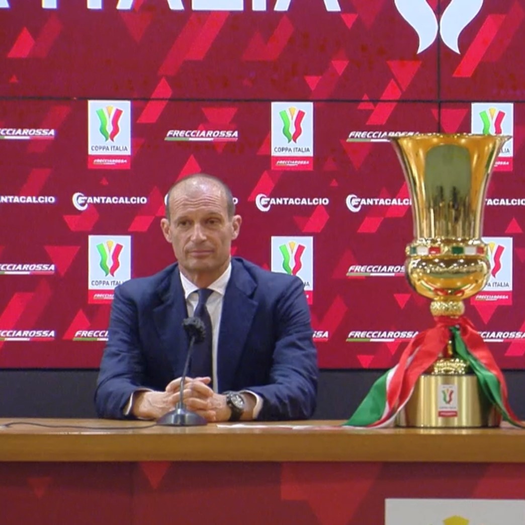 allegri_with_the_cup.jpg