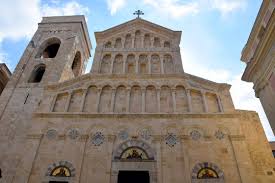 Cattedrale Santa Maria Assunta di Cagliari: la storia, il Trittico e la  Sacra Spina