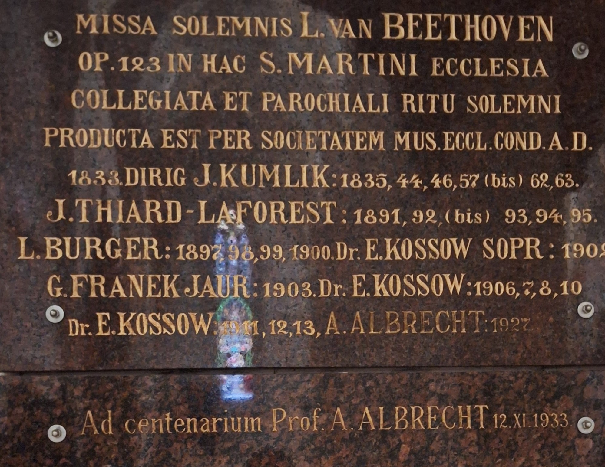 20250314_beethoven_missa_solemnise_osbemutatojanak_emlektablaja.jpg