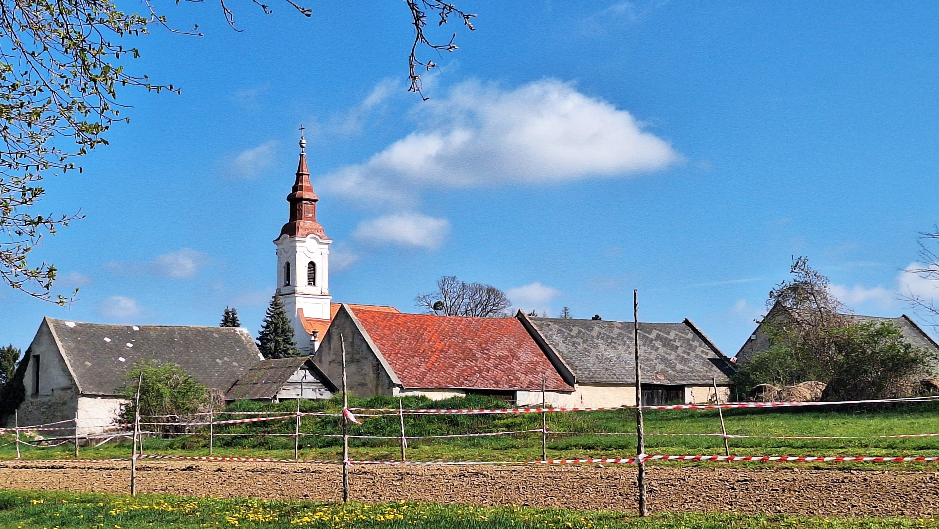 vorosto_2026_04_11_40.jpg