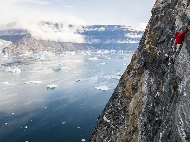 A Mászókötél nélkül hőse Grönland fagyos csúcsain kutat