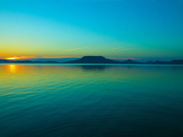 Tihanyi klímakutatás: a hőhullámok hatására jobban algásodik a Balaton