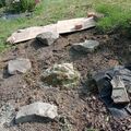 Ilyen most a veteményes és sziklakert készül