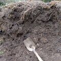 Komposztot kapott a kert