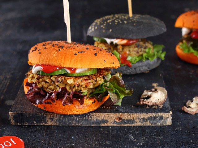 Szárított gombás vegetáriánus burger