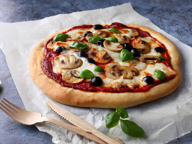 Gombás pizza