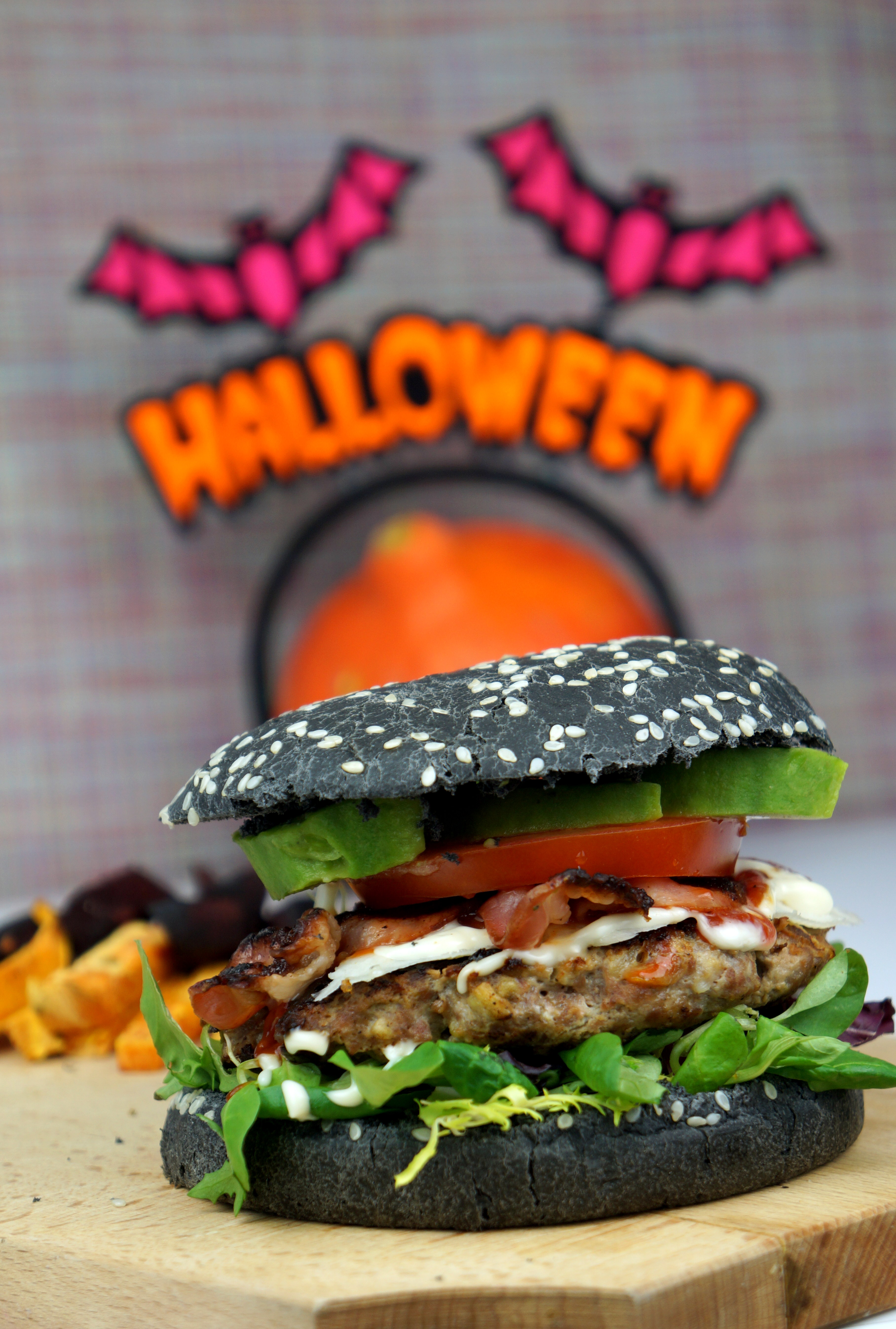 Fekete hamburger Halloweenre!