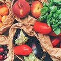 Zöldség, gyümölcs és a lakásban levő komposzt