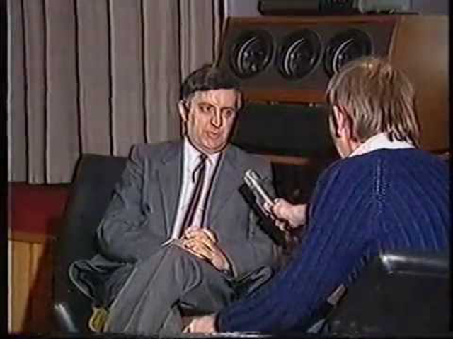 Nincs ruhatár, nincs büfé, drágák a mozijegyek - Mozis körkép Pécsről - 1988. február