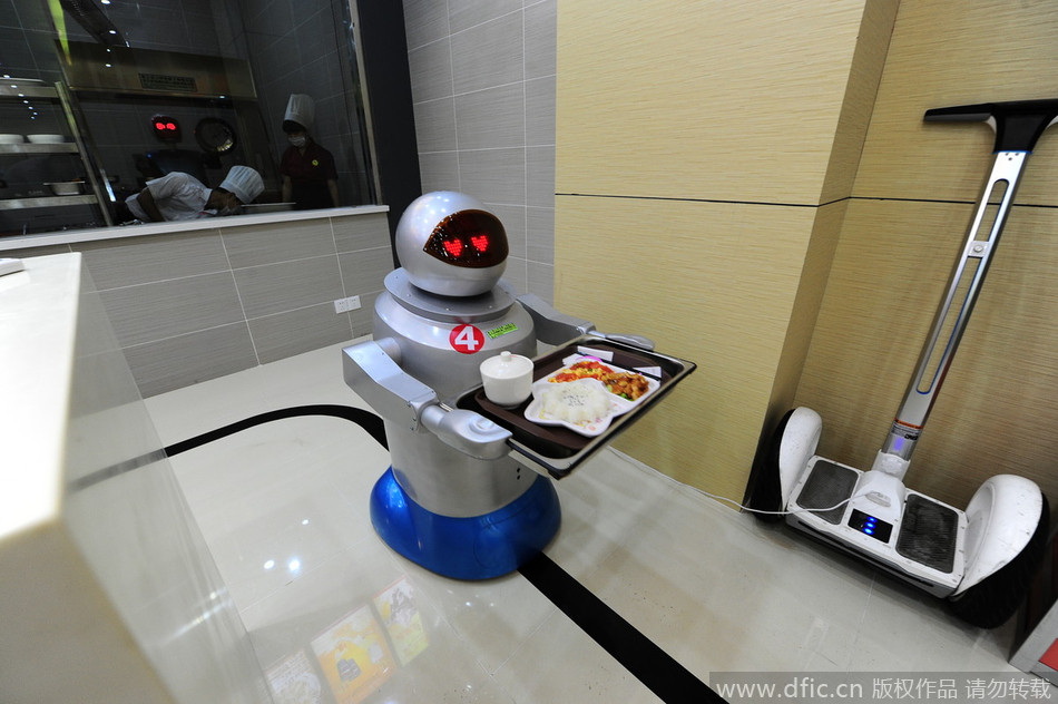étterem-robotokkal-2.jpg