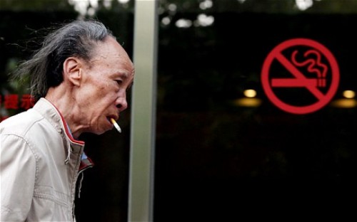 Kína-dohányzás4.jpg