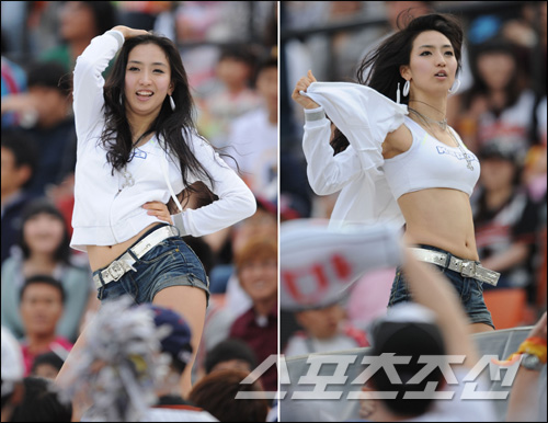 Koreai-baseball-mazsorettek-10.jpg