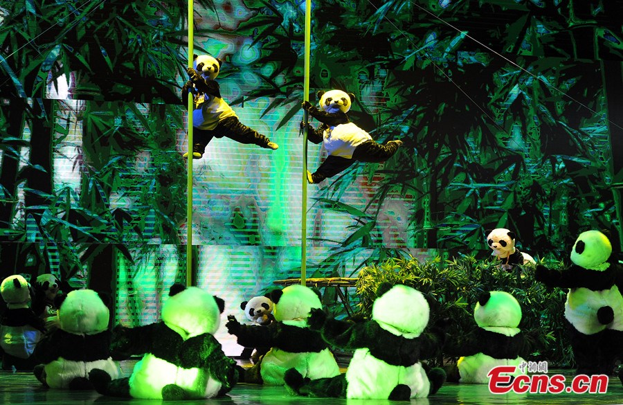 LasVegas-Panda-show-2.jpg