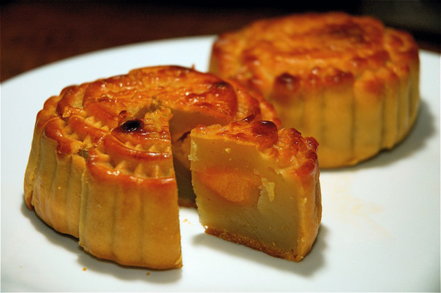 mooncake-1.jpg