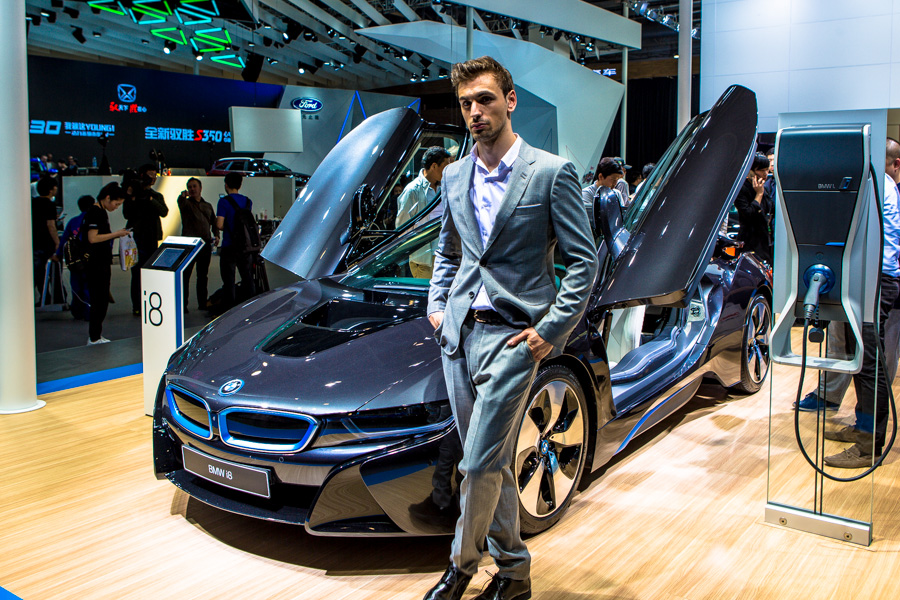 A hybrid BMW i8