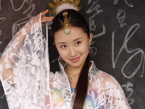 shu-chang-in-ancient-costume.jpg
