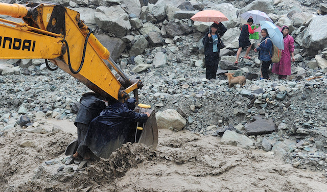 sichuan-flood-rescue5.png