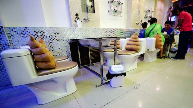 toilet-restaurant-2.jpg