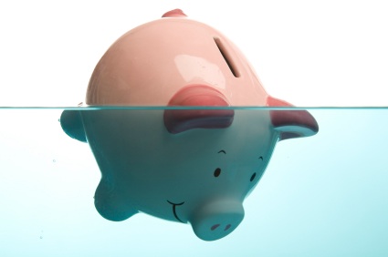 aa-bank-piggy-bank-sinking-underwater.jpg