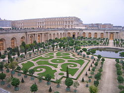 250px-chateauversailles.JPG