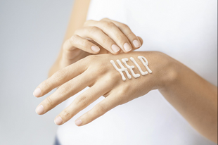 Viszkető, feszülő bőr a hidegben? Így válasszunk valódi védőpajzsot a mínuszok ellen