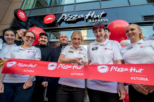 Friss pizza 5 perc alatt Már az Astorián is éttermet nyitott a Pizza Hut