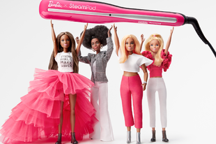Igazi Barbie-rózsaszínben érkezik a L’Oréal Professionnel legújabb SteamPod gőz-hajformázója