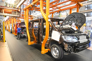 A Volkswagen Haszongépjárművek márka április 27-től kezdi meg a gyártás fokozatos újraindítását