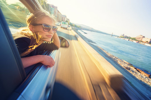 Utazási és autóvezetési tippek a nyárra a EUROPCARTÓL :)