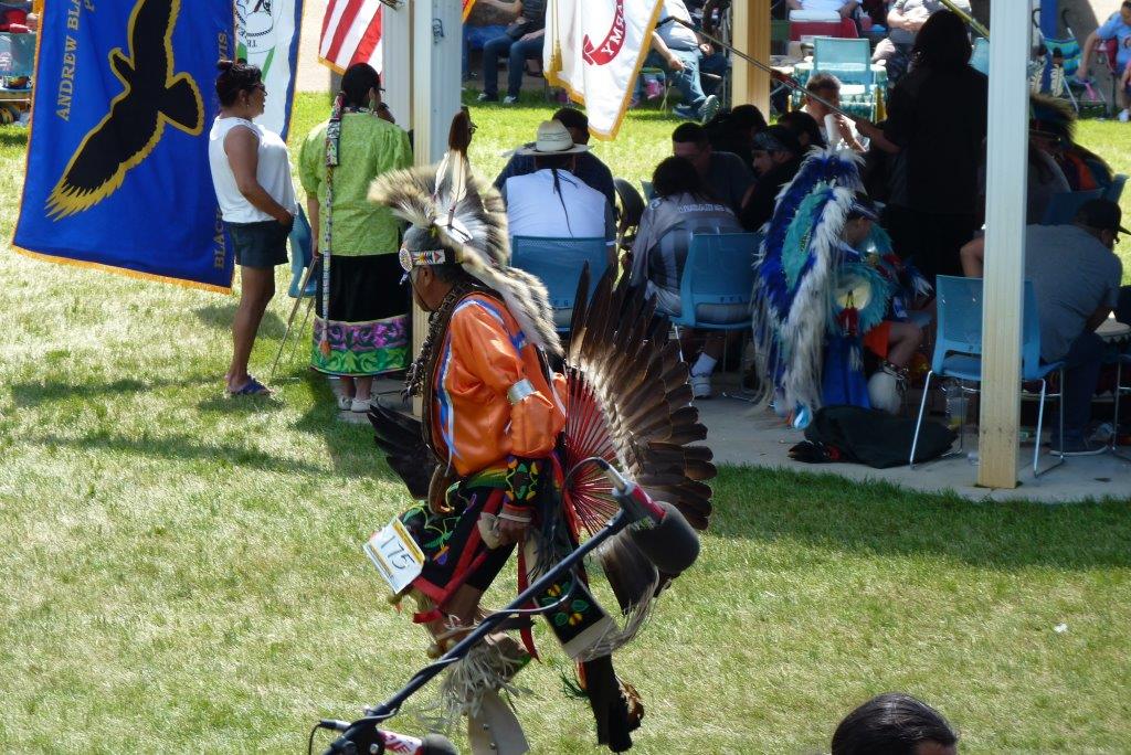 powwow2.jpg