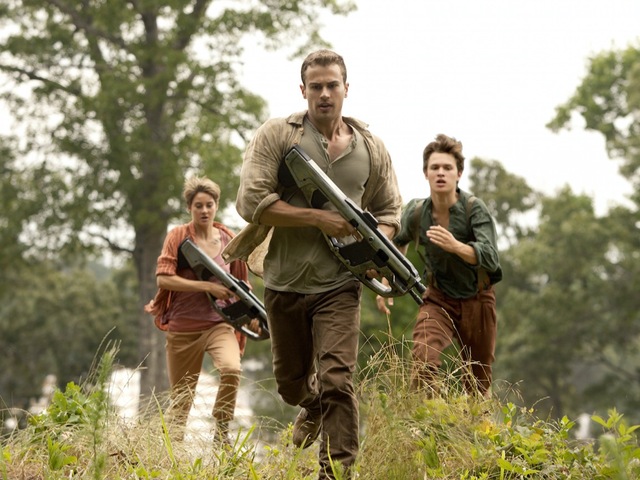 A beavatott-sorozat: A lázadó / The Divergent Series: Insurgent (2015)