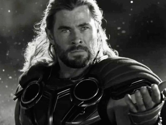 Thor: Szerelem és mennydörgés / Thor: Love and Thunder (2022)