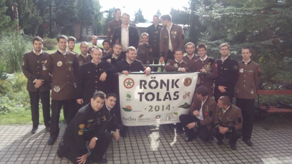 Rönktolás_2014_csapat.jpg