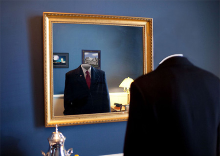 Invisible-Man-in-Mirror-67154.jpg