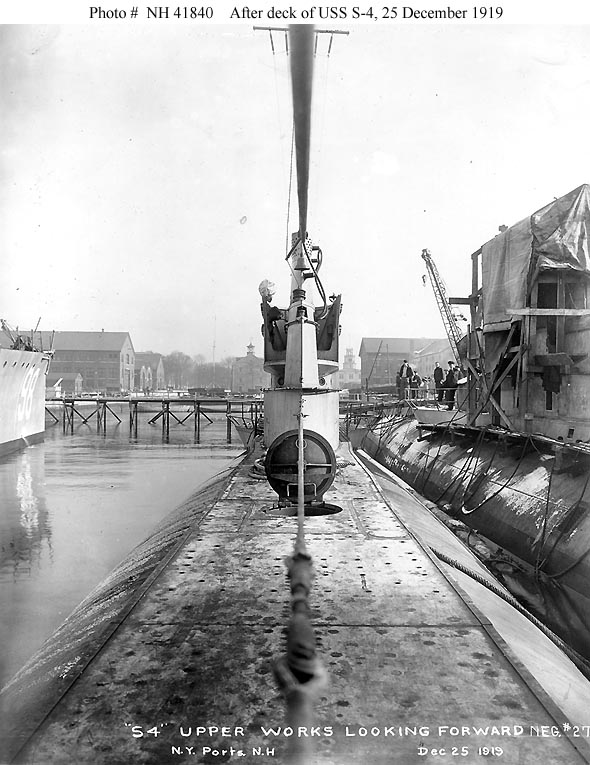 Az elkészült S-4-es tengeralattjáró, vízre bocsájtása előtt, 1919 decemberében
