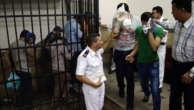 Melegházasság miatt börtönbüntetésre ítéltek nyolc embert Egyiptomban