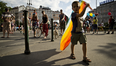 25 nagykövetség állt ki a Budapest Pride mellett