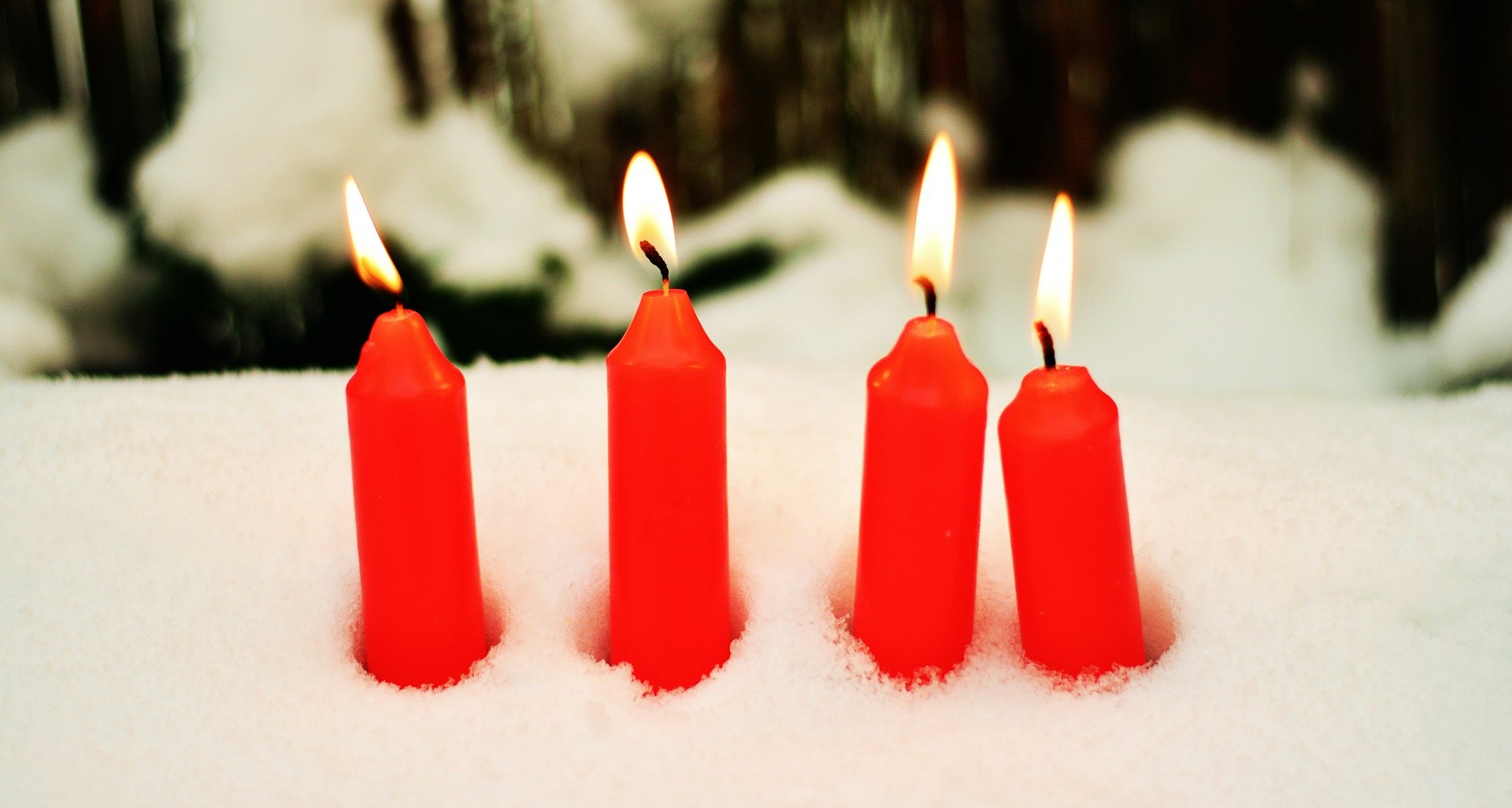 candles-g594e537ee_1920.jpg