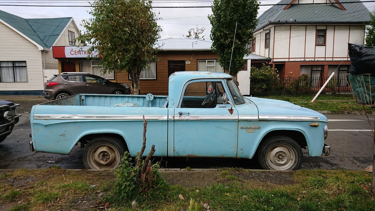 Ahogy Latin-Amerika általában, Chile is a lelakott amcsi benzinfalók lerakata